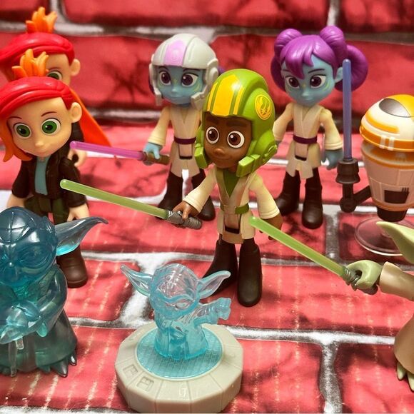 Star Wars Young Jedi Adventures Hero collection - Picture 2 of 5